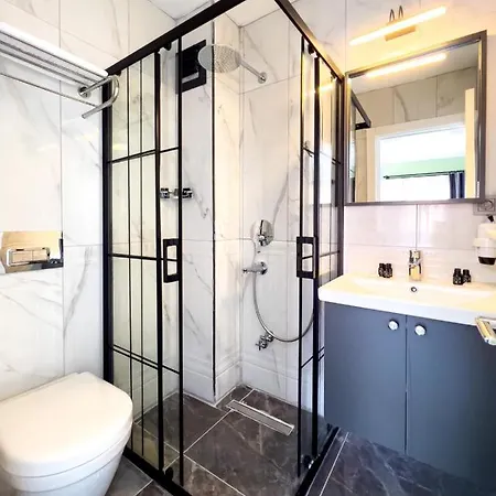 Dali Boutique فندق *