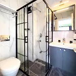 Dali Boutique Otel *